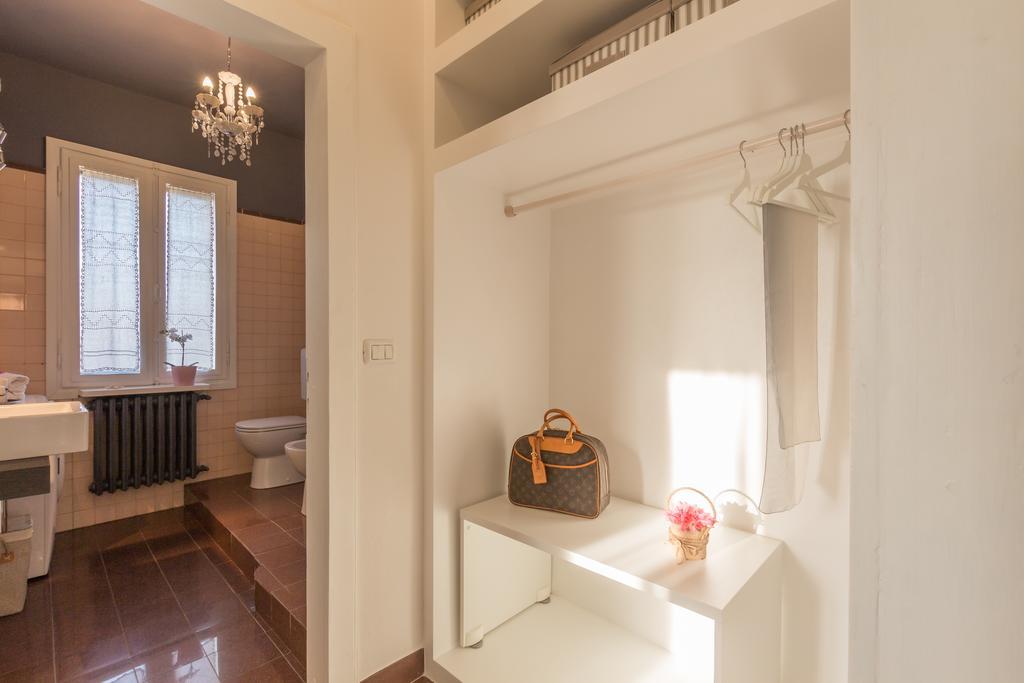 Palazzo Spada - Attico Con Terrazza Vista Fiume In Centro Codigoro Luaran gambar